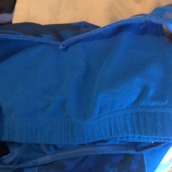 All Yoga Tank Dark Blue Marble Tank Top XS Built In Bra - Picture 7 of 7